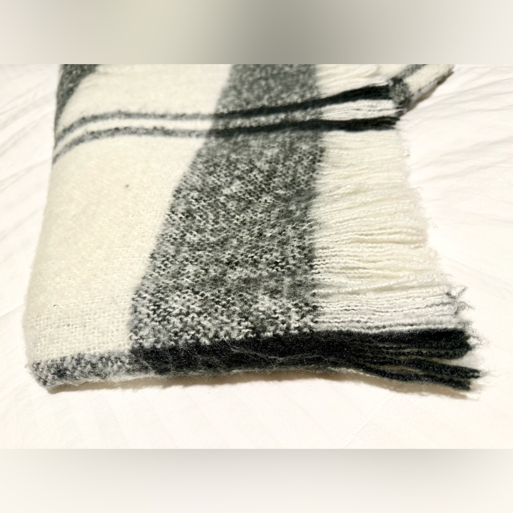 MOVING SALE | New Black And White Plaid Cozy Throw Blanket, 50” x 60”